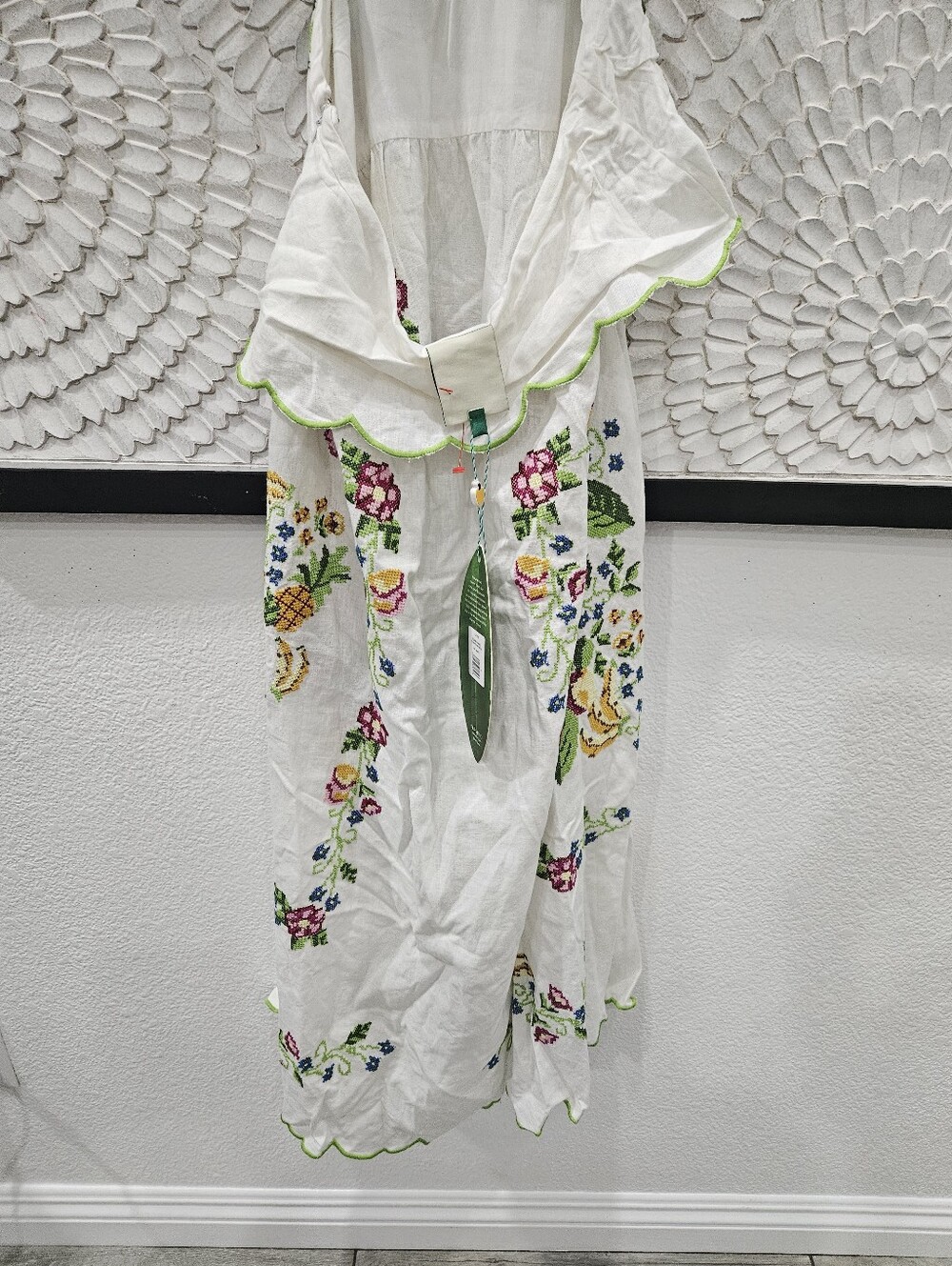 FARM Rio Cream Maxi Dress with Multicolor Floral Embroidery - Picture 5 of 9